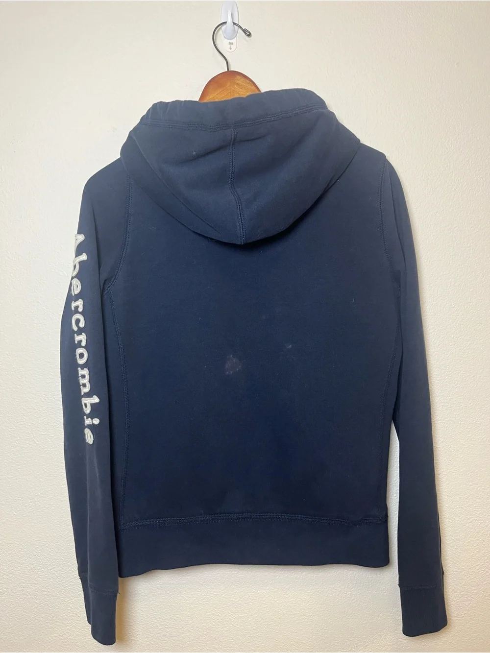 Abercrombie & Fitch Vintage Y2K Navy Hooded button up with Cream Sherpa Lining - Picture 2 of 7